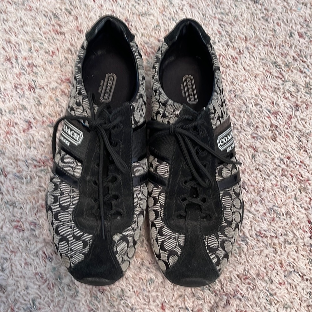 Women’s coach tennis shoe